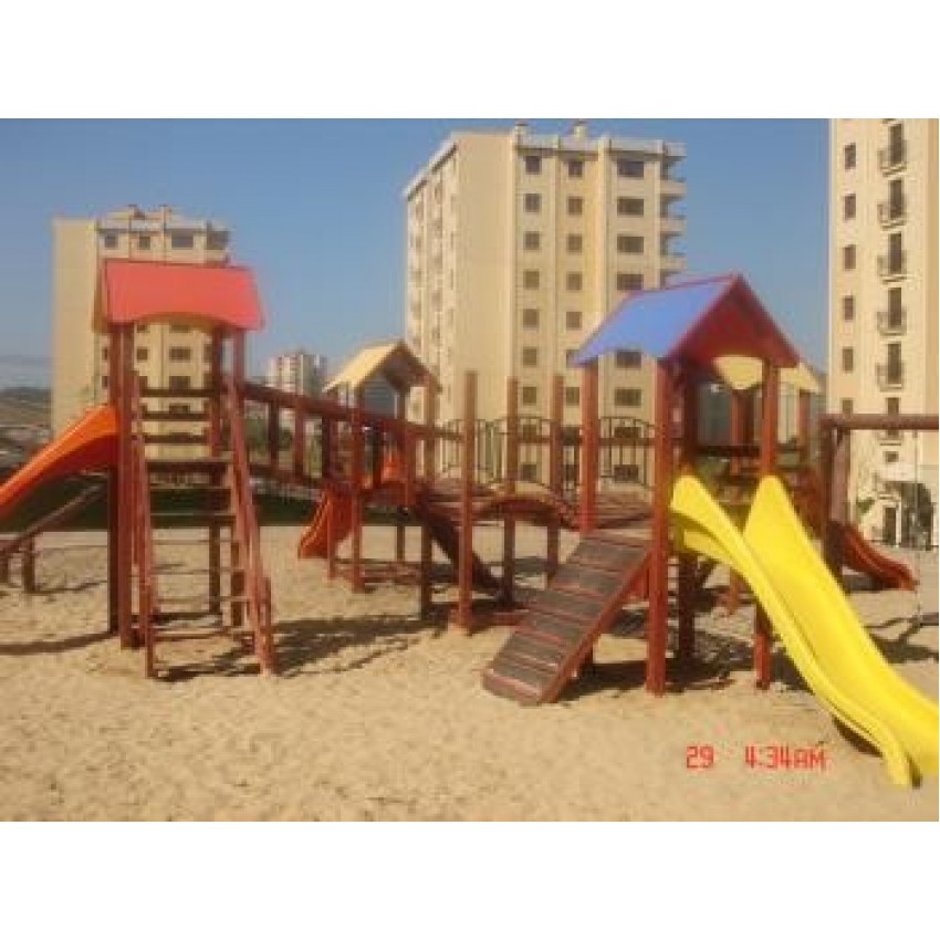 4 KULELİ AHŞAP OYUN GRUBU